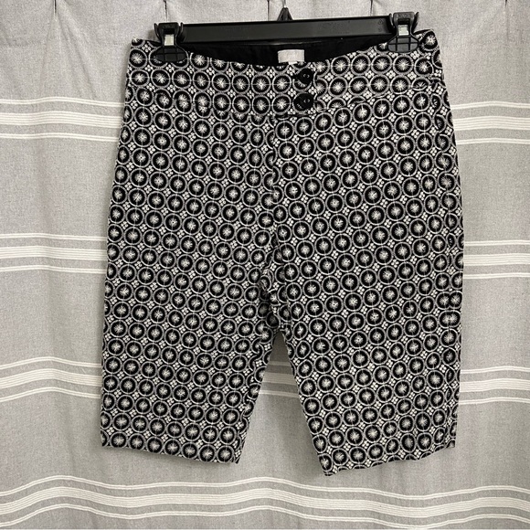 il Gilet Pants - il Gilet / Black & White Embroidered Linen Blend Bermuda Shorts Size 10